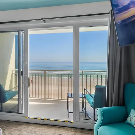 Ocean Front And Pool Front At Daytona Inn Beach Resort
